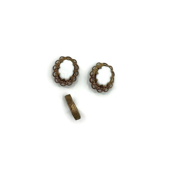 Vintage Eastern Meets Western Brass Ring Set /w.Germany Signed Earrings - Picture 3 of 8